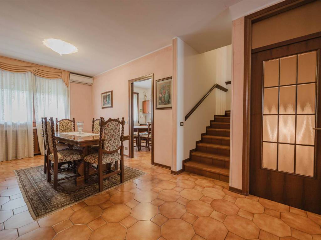 casa indipendente in vendita a Montegrotto Terme