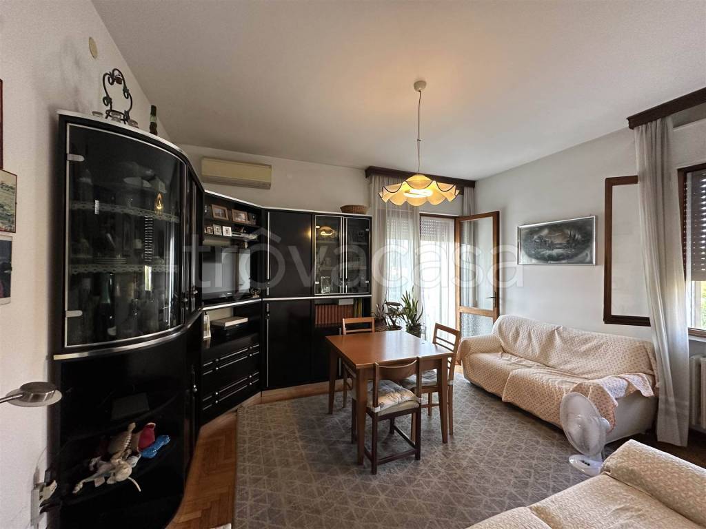 appartamento in vendita a Montegrotto Terme