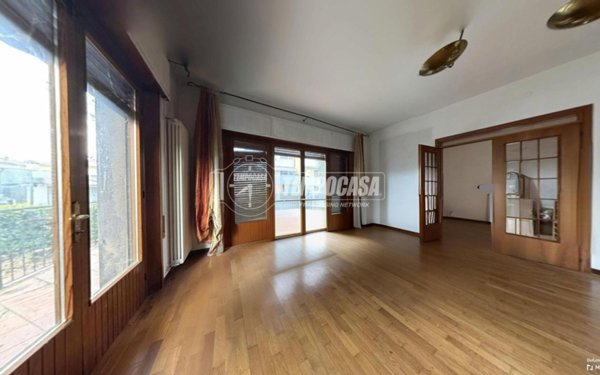 casa indipendente in vendita a Montegrotto Terme