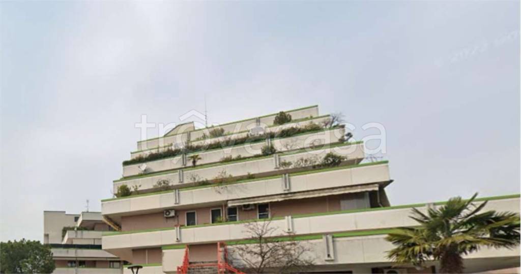 negozio in vendita a Montegrotto Terme