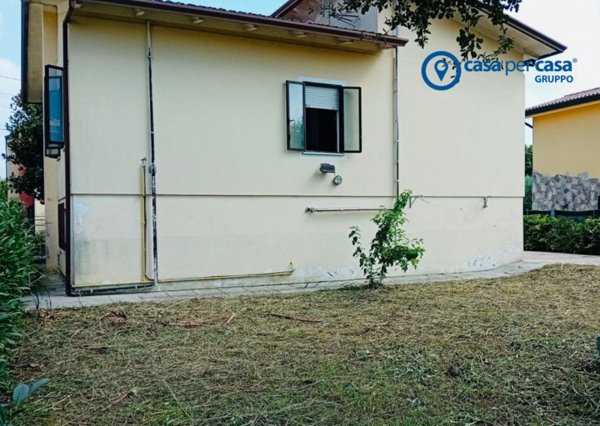 casa indipendente in vendita a Montegrotto Terme