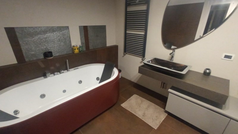 casa indipendente in vendita a Montegrotto Terme