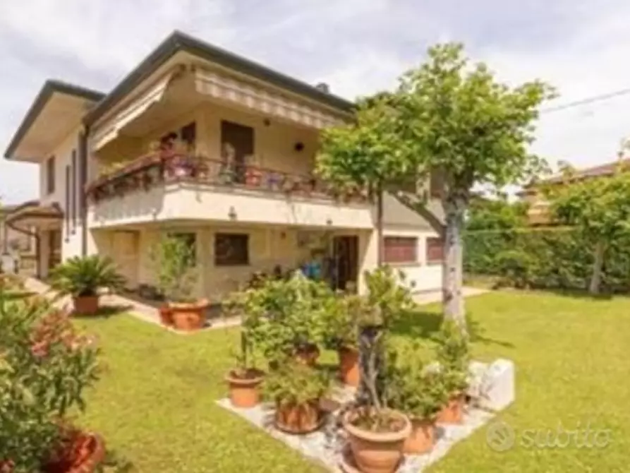 casa indipendente in vendita a Montegrotto Terme