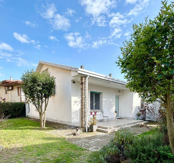 casa indipendente in vendita a Montegrotto Terme