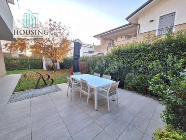 casa indipendente in vendita a Montegrotto Terme