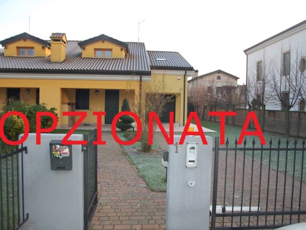 casa indipendente in vendita a Montegrotto Terme