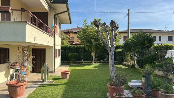 casa indipendente in vendita a Montegrotto Terme