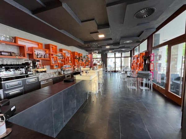 negozio in vendita a Montegrotto Terme