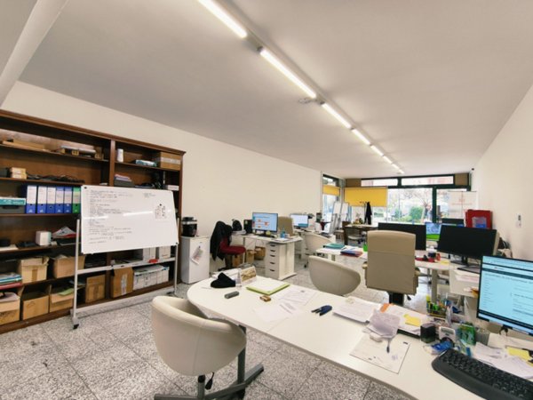 negozio in vendita a Montegrotto Terme