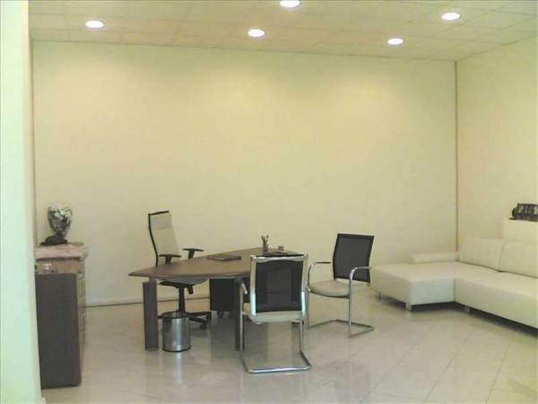 ufficio in vendita a Montegrotto Terme