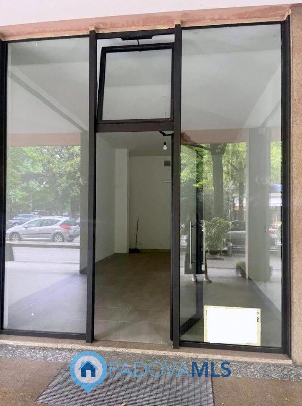 negozio in vendita a Montegrotto Terme