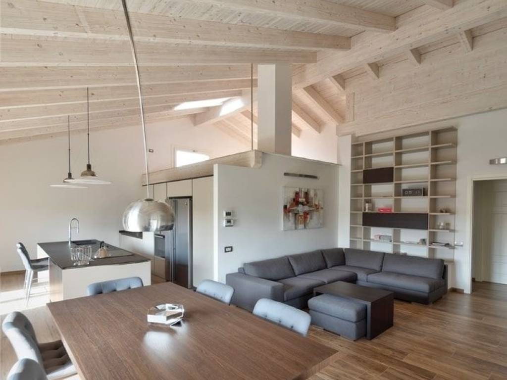 casa indipendente in vendita a Montegrotto Terme