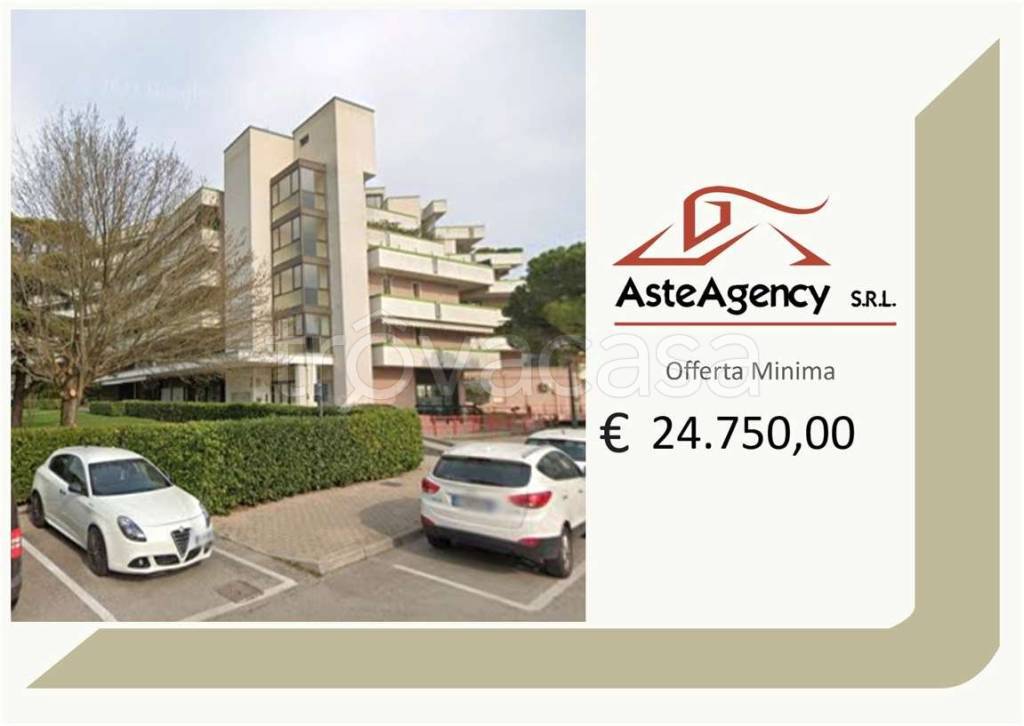 locale commerciale in vendita a Montegrotto Terme