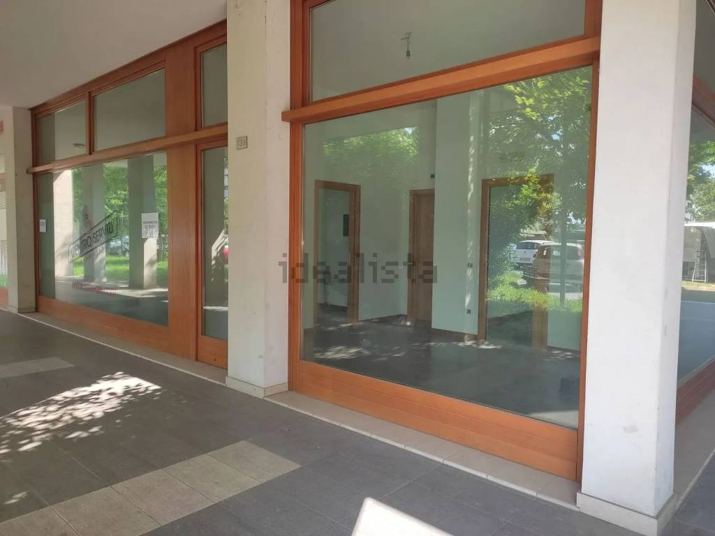 negozio in vendita a Montegrotto Terme