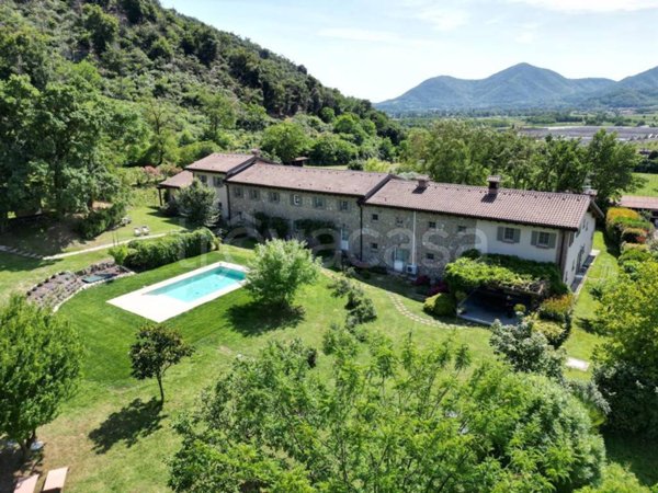 casa indipendente in vendita a Montegrotto Terme