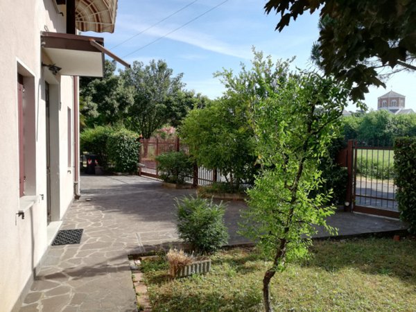 casa indipendente in vendita a Montegrotto Terme in zona Mezzavia