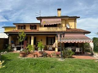 casa indipendente in vendita a Montegrotto Terme
