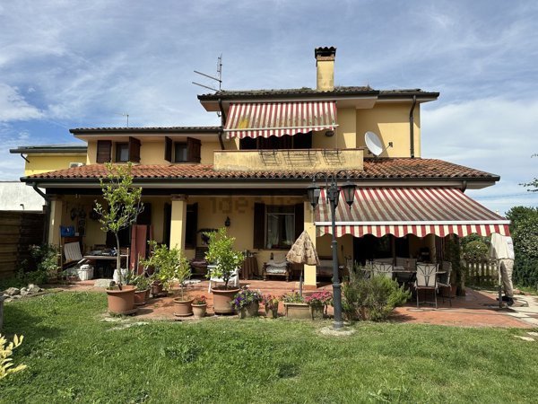 casa indipendente in vendita a Montegrotto Terme