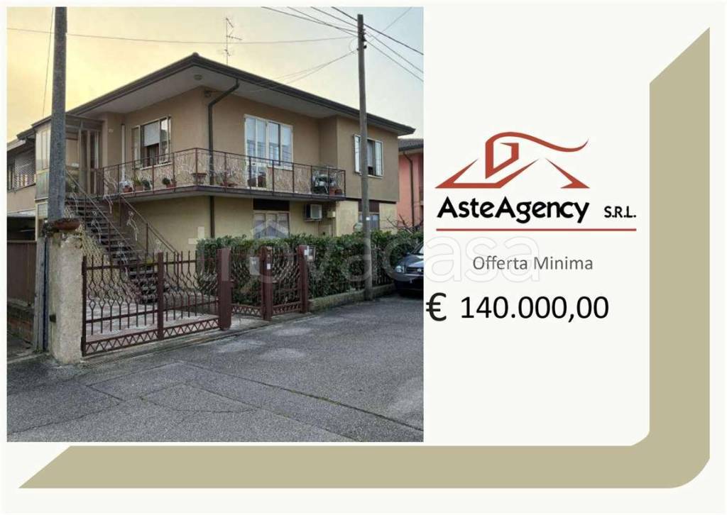 casa indipendente in vendita a Montegrotto Terme