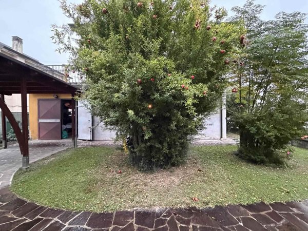 casa indipendente in vendita a Montegrotto Terme in zona Mezzavia