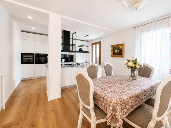 casa indipendente in vendita a Montegrotto Terme in zona Mezzavia