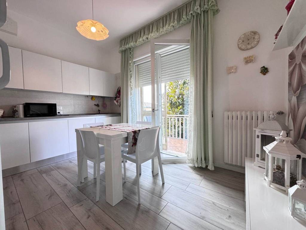 casa indipendente in vendita a Montegrotto Terme in zona Mezzavia