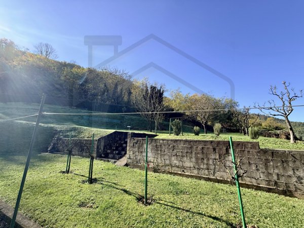 casa indipendente in vendita a Montegrotto Terme in zona Turri
