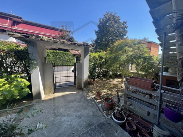casa indipendente in vendita a Montegrotto Terme in zona Mezzavia