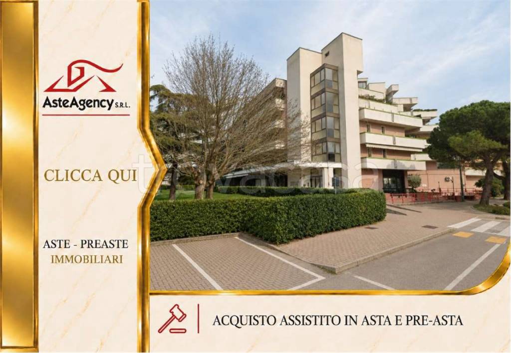 locale commerciale in vendita a Montegrotto Terme in zona Mezzavia