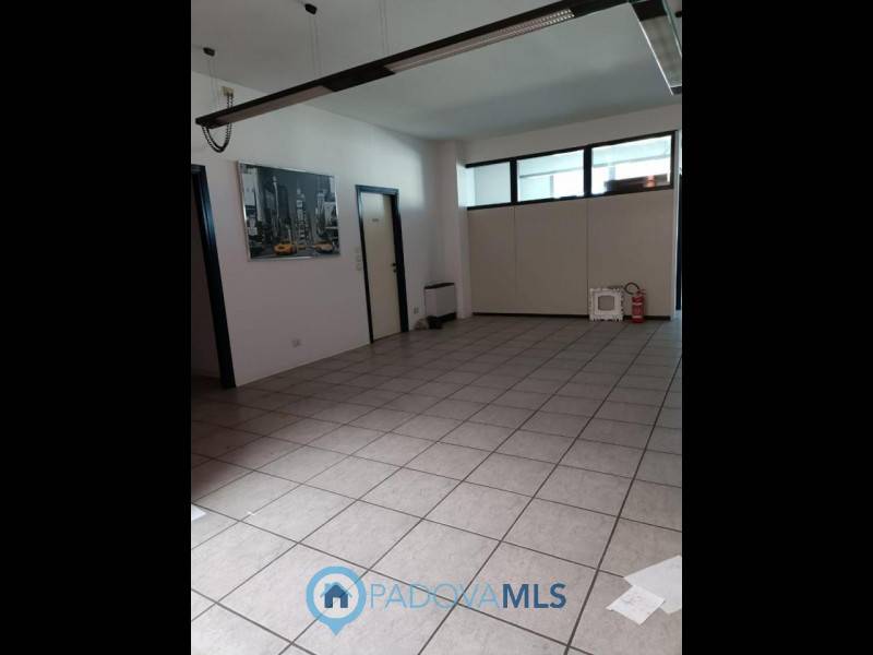 ufficio in vendita a Noventa Padovana