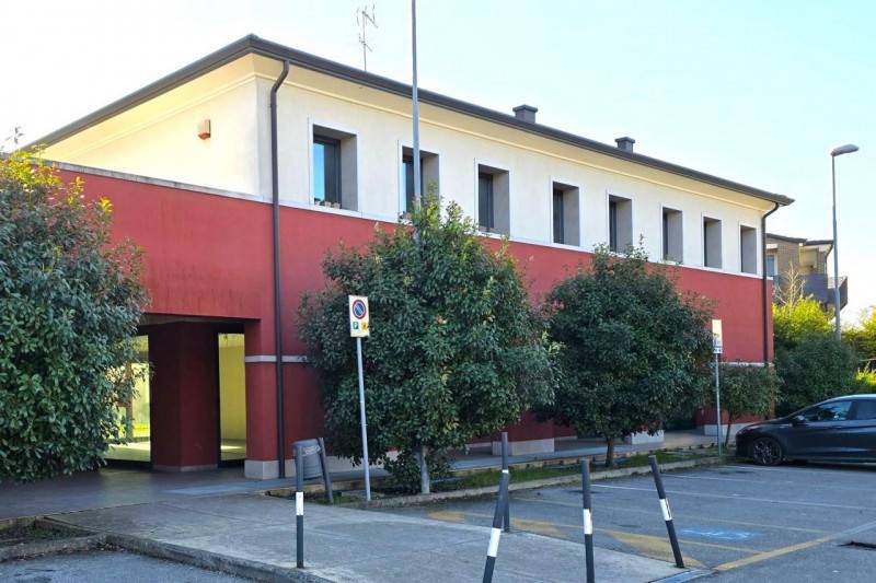 negozio in vendita a Noventa Padovana