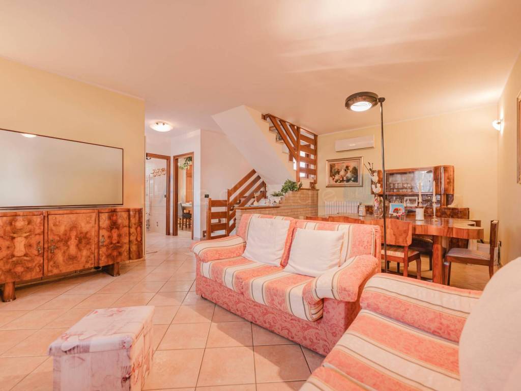 casa indipendente in vendita a Noventa Padovana in zona Noventana