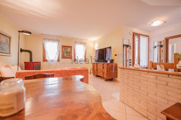 casa indipendente in vendita a Noventa Padovana in zona Noventana