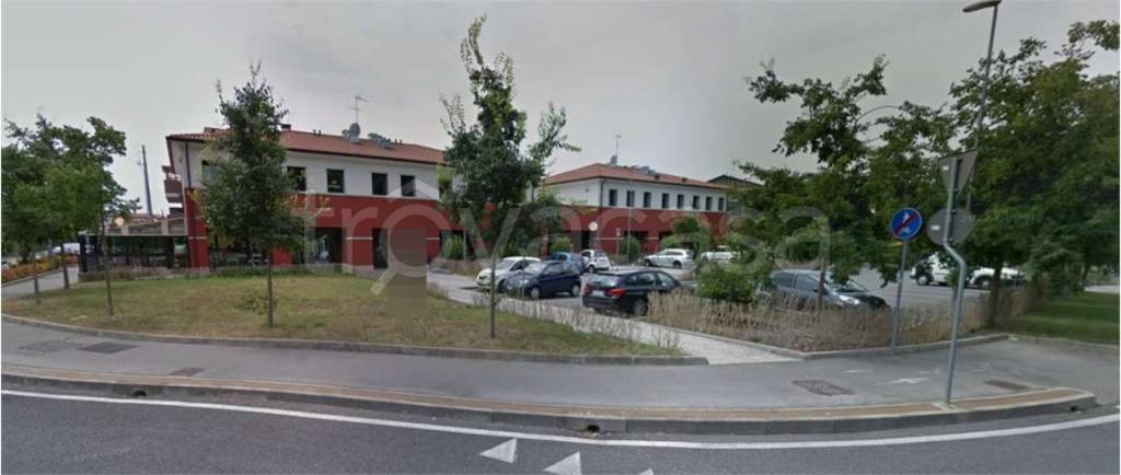 negozio in vendita a Noventa Padovana