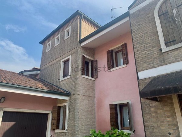 casa indipendente in vendita a Noventa Padovana