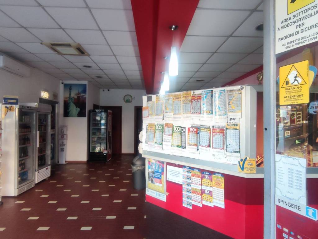 locale commerciale in vendita a Noventa Padovana