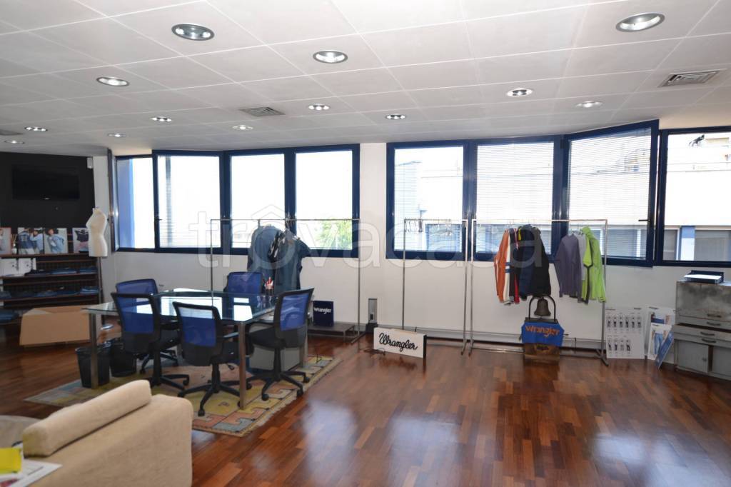 ufficio in vendita a Noventa Padovana