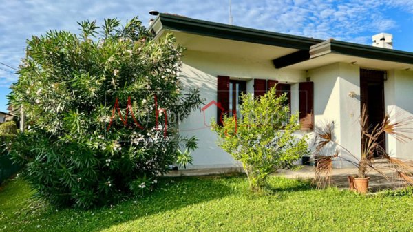 casa indipendente in vendita a Noventa Padovana in zona Noventana
