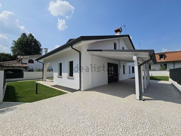casa indipendente in vendita a Noventa Padovana