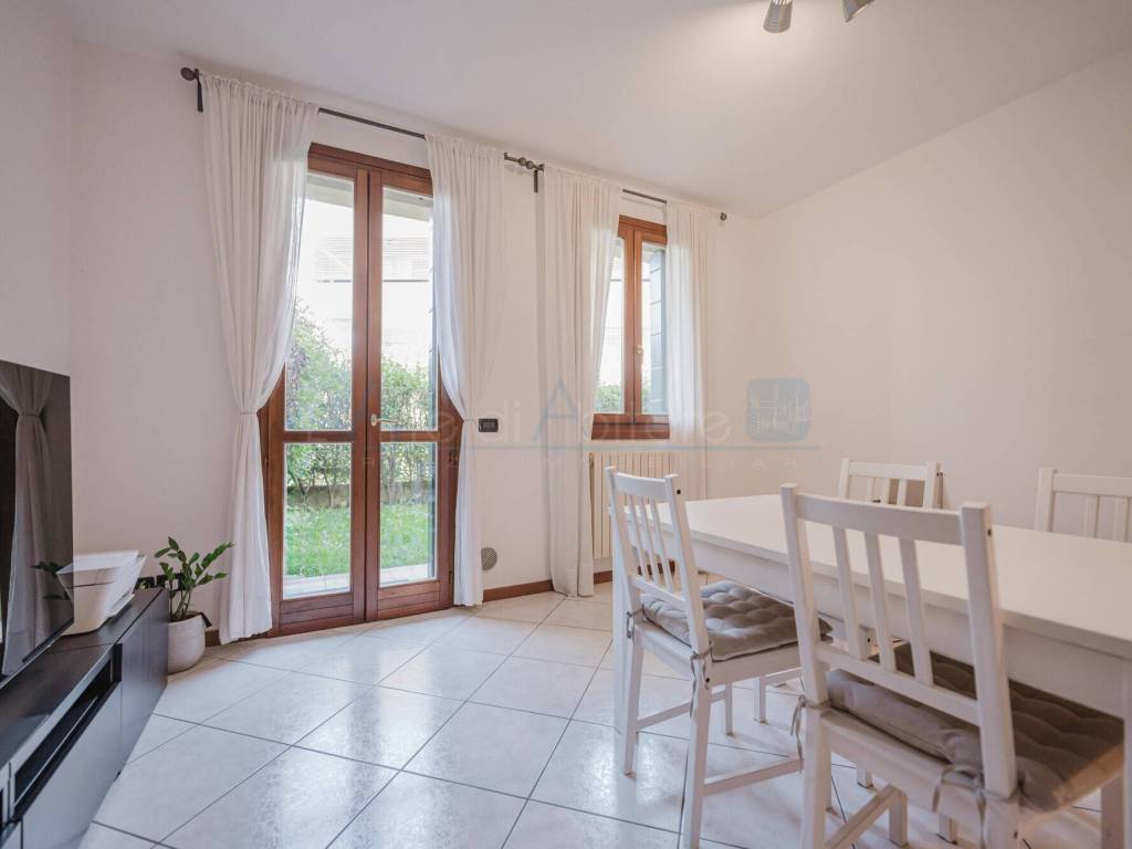 appartamento in vendita a Noventa Padovana in zona Oltre Brenta