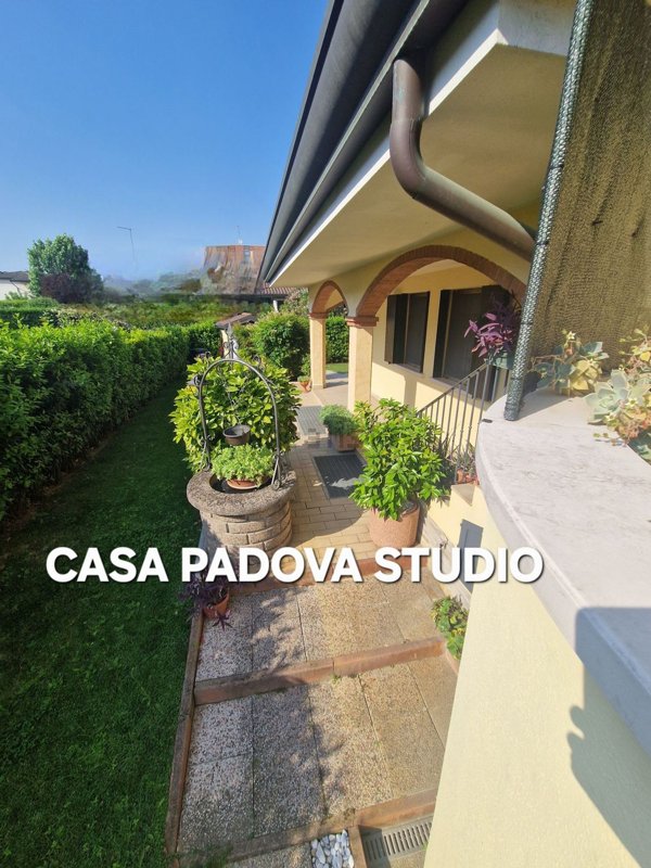 casa indipendente in vendita a Noventa Padovana