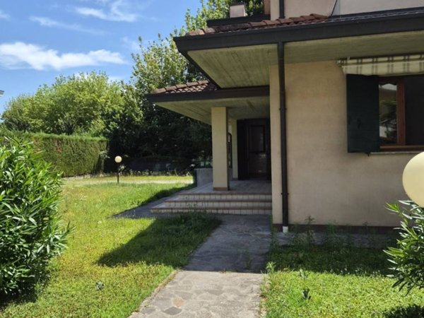 casa indipendente in vendita a Noventa Padovana in zona Noventana