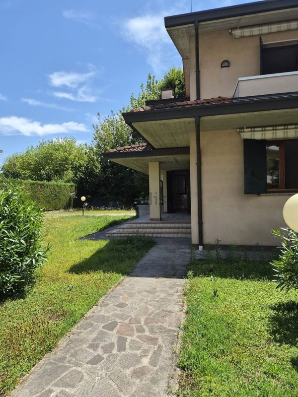 casa indipendente in vendita a Noventa Padovana in zona Noventana