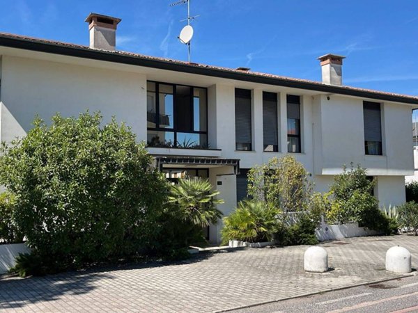 appartamento in vendita a Noventa Padovana in zona Oltre Brenta