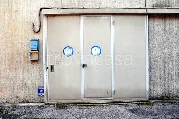 locale commerciale in vendita a Noventa Padovana
