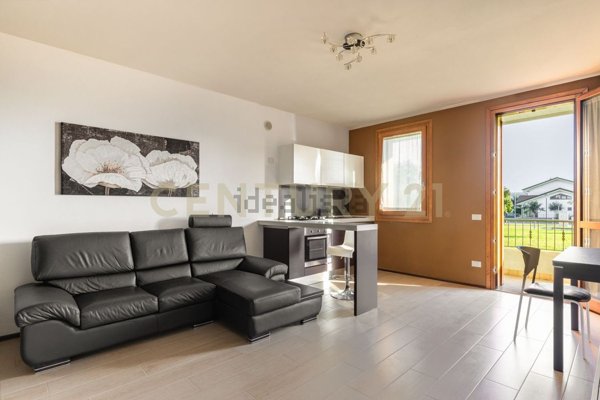appartamento in vendita a Noventa Padovana in zona Oltre Brenta