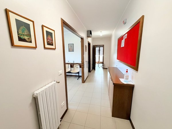 ufficio in vendita a Noventa Padovana in zona Noventana