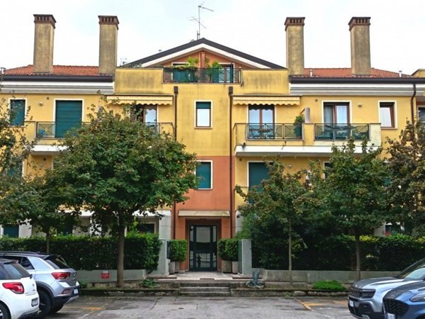 appartamento in vendita a Noventa Padovana in zona Noventana