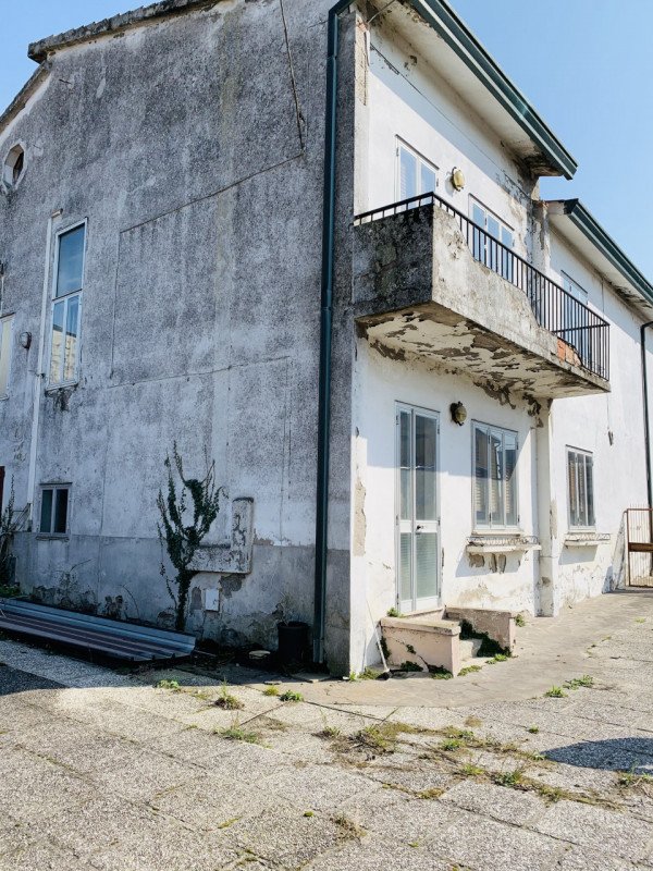 casa indipendente in vendita ad Ospedaletto Euganeo