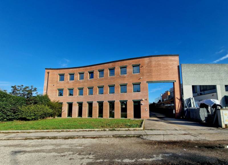 casa indipendente in vendita ad Ospedaletto Euganeo in zona Vallancon